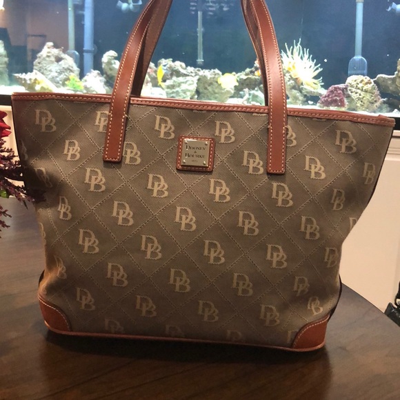 Dooney & Bourke Handbags - Dooney & Bourke Medium Logo Tote used